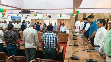 जिला प्रोबेशन अधिकारी पुनीत टंडन के आकस्मिक निधन पर कलेक्ट्रेट सभागार में शोकसभा आयोजित
