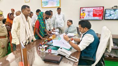 प्रतिदिन प्रातः 10 से 12 बजे तक अधिकारी कार्यालयों में बैठकर करें जनसुनवाई