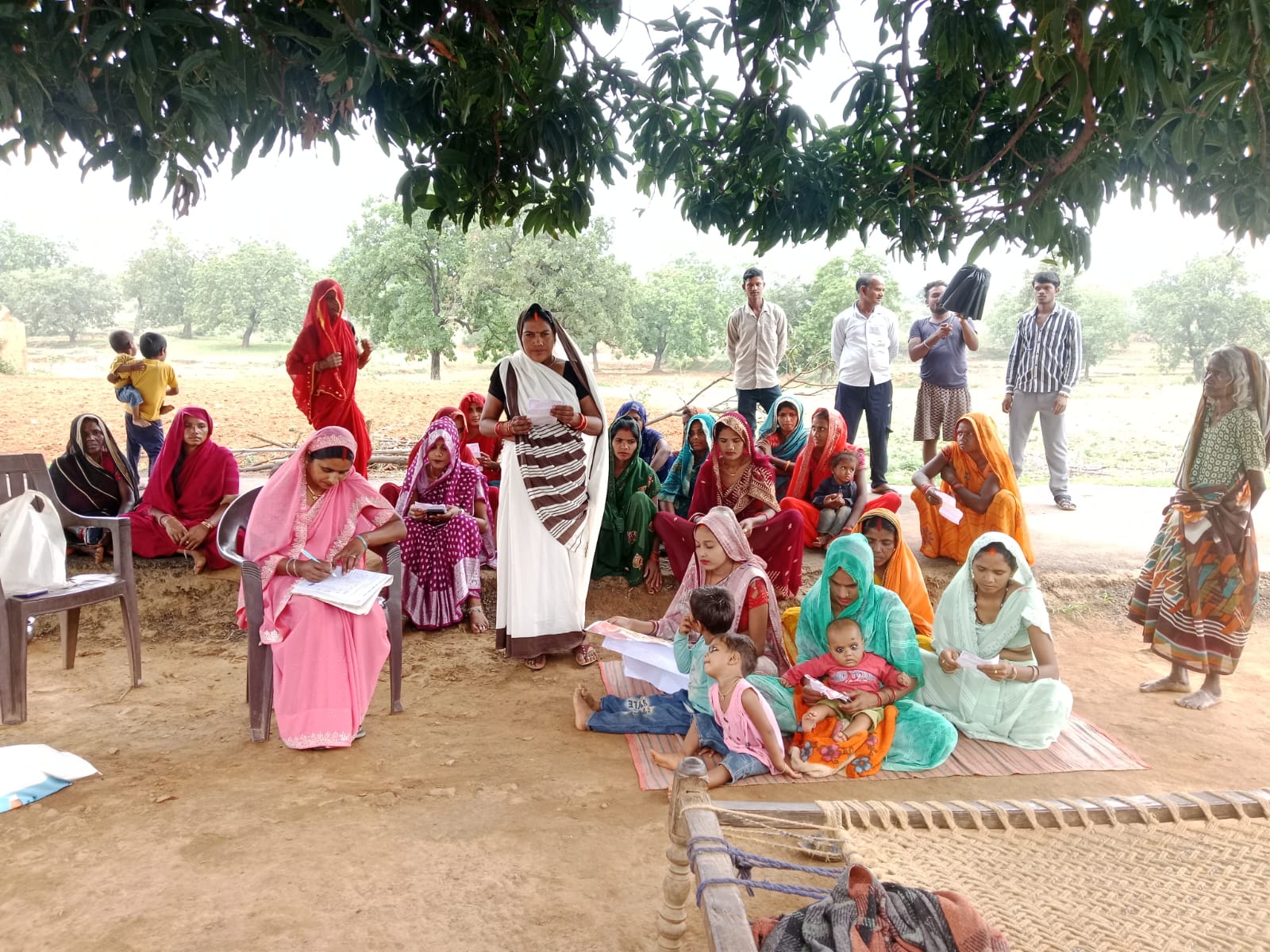 संचारी रोग नियंत्रण अभियान के अंतर्गत विशेष स्वच्छता एवं जनजागरूकता कार्यक्रम आयोजित संचारी रोग नियंत्रण अभियान के अंतर्गत विशेष स्वच्छता एवं जनजागरूकता कार्यक्रम आयोजित