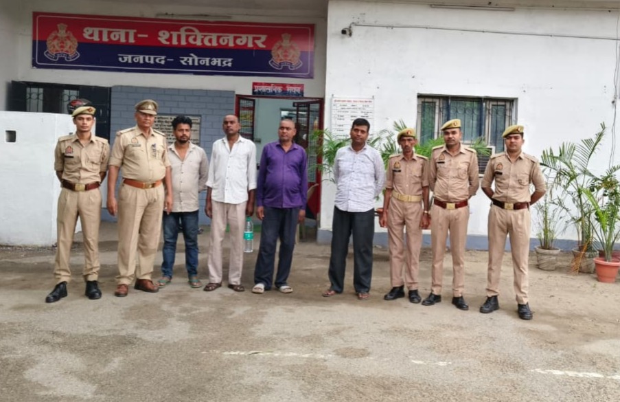 थाना शक्तिनगर पुलिस की बड़ी कार्रवाई 4 वारंटी अभियुक्त गिरफ्तार