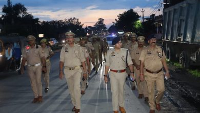 श्रावण मास एवं कांवड़ यात्रा के दृष्टिगत पुलिस अधीक्षक सोनभद्र द्वारा थाना चोपन क्षेत्र में पैदल गश्त एवं सघन चेकिंग