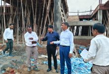 निर्माण कार्य में तेजी लाकर समयबद्ध पूर्णता सुनिश्चित करने के निर्देश