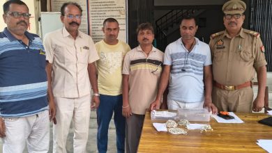 पुलिस द्वारा मुकदमे से संबंधित 518 ग्राम चांदी के आभूषण वास्तविक स्वामी को किए गए सुपुर्द