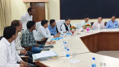 नगर पंचायत अनपरा में एसटीपी निर्माण हेतु भूमि चिन्हांकन में लापरवाही पर जिलाधिकारी सख्त, फ्लाई ऐश निस्तारण के भी दिए निर्देश