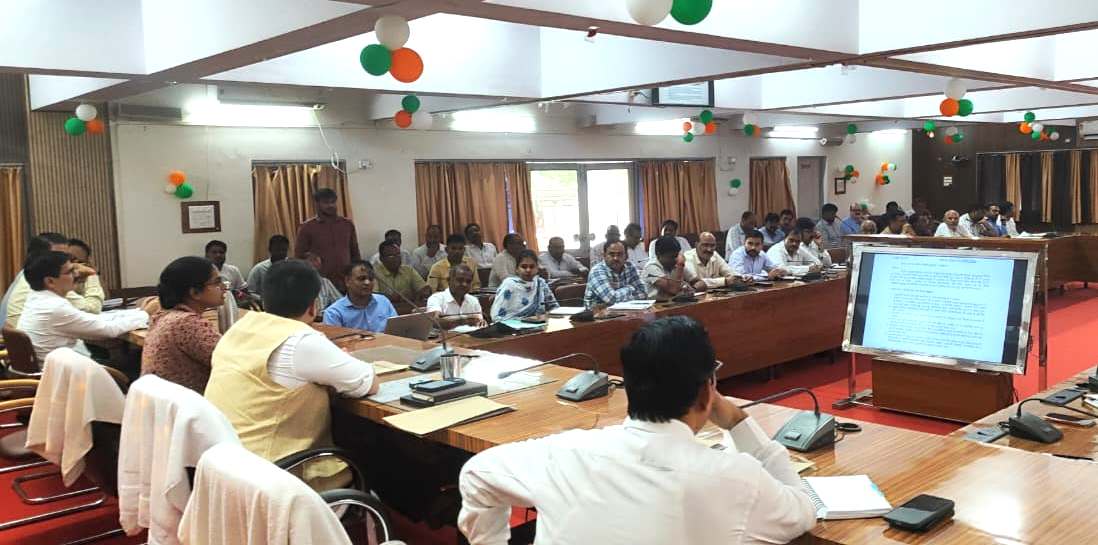 13 से 15 अगस्त तक जनपद में व्यापक स्तर पर मनाया जाएगा ’’हर घर तिरंगा अभियान’’ 13 से 15 अगस्त तक जनपद में व्यापक स्तर पर मनाया जाएगा ’’हर घर तिरंगा अभियान’’