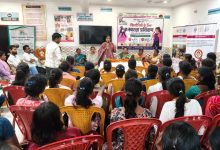किशोरियों को दिया गया स्वरक्षा एवं महिला अधिकारों संबंधी प्रशिक्षण