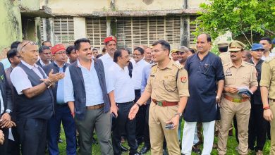 जिलाधिकारी ने दुद्धी क्षेत्र की विभिन्न परियोजनाओं का किया निरीक्षण जिलाधिकारी ने दुद्धी क्षेत्र की विभिन्न परियोजनाओं का किया निरीक्षण