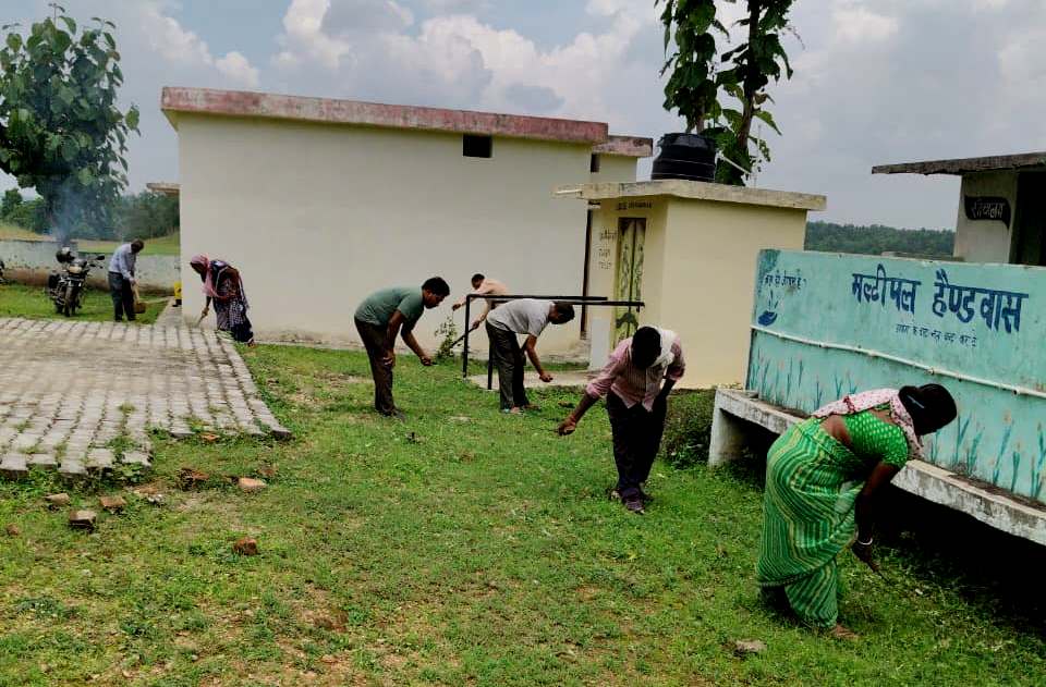 उच्च जोखिम वाले ग्रामों में माइक्रोप्लान के अनुसार चलाया गया विशेष अभियान, आमजन को किया गया जागरूक