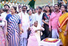 मुख्यमंत्री ने दिवंगत दिशोम गुरु शिबू सोरेन की प्रथम पुण्यतिथि पर अर्पित की भावभीनी श्रद्धांजलि।