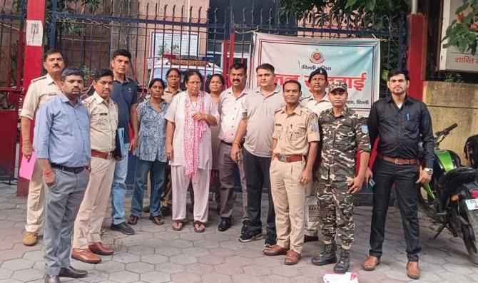 झारखंड की वांछित मानव तस्कर दिल्ली से गिरफ्तार, खूंटी की एक पीड़िता का किया गया रेस्क्यू