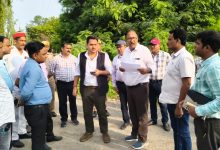 जिलाधिकारी ने औद्योगिक लॉजिस्टिक योजनांतर्गत की प्रस्तावित सड़क परियोजनाओं का किया स्थलीय निरीक्षण