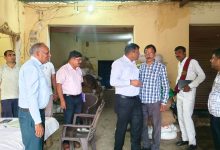 चीनी की जमाखोरी पर प्रशासन सख्त, स्टॉकिस्टों के प्रतिष्ठानों का औचक निरीक्षण