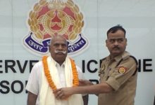 जनपद सोनभद्र में सेवानिवृत्त पुलिसकर्मियों को दी गई गरिमामय विदाई
