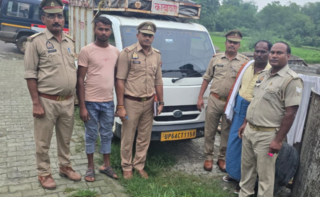 गौवंश तस्करी से अर्जित अवैध आय पर चला पुलिस का शिकंजा