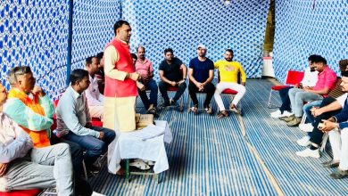 2 दिन की छुट्टी और अविलंब D-टाइप आवास आवंटित करे प्रबंधन – कुमार अमित 2 दिन की छुट्टी और अविलंब D-टाइप आवास आवंटित करे प्रबंधन – कुमार अमित