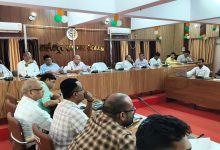 उत्तर प्रदेश विधान परिषद खण्ड स्नातक (05) एवं खण्ड शिक्षक (06) निर्वाचन-2026 हेतु नोडल अधिकारियों की बैठक संपन्न