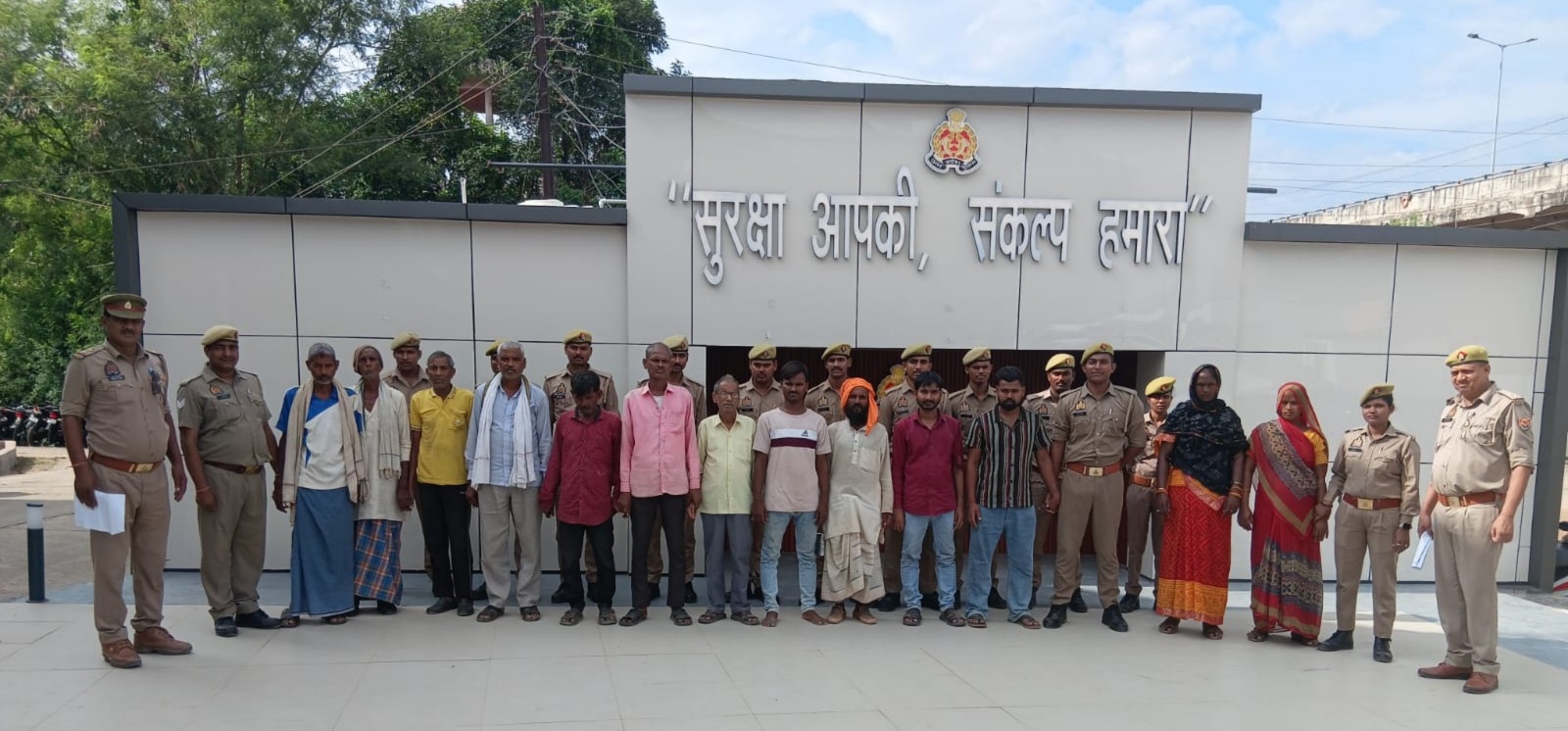 विभिन्न थाना क्षेत्रों से कुल 18 वारण्टी अभियुक्त गिरफ्तार