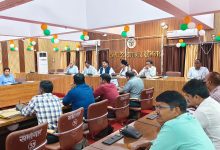 जिलाधिकारी ने कल सायं कलेक्ट्रेट सभागार में पांच प्रमुख सीएसआर कंपनियों के प्रतिनिधियों के साथ की बैठक
