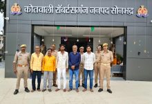 मारपीट एवं जान से मारने की धमकी के मुकदमे में नामजद 5 अभियुक्त गिरफ्तार