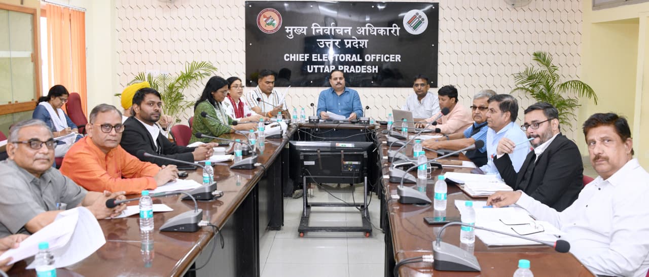 मुख्य निर्वाचन अधिकारी ने जिला निर्वाचन अधिकारियों एवं पुलिस अधिकारियों को दिए आवश्यक निर्देश