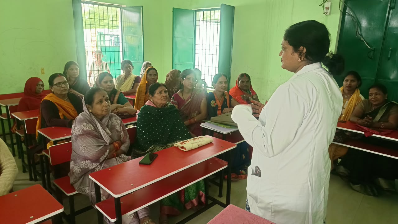 महिला स्वास्थ्य जागरूकता शिविर के माध्यम से ग्रामीण महिलाओं को किया गया जागरूक महिला स्वास्थ्य जागरूकता शिविर के माध्यम से ग्रामीण महिलाओं को किया गया जागरूक