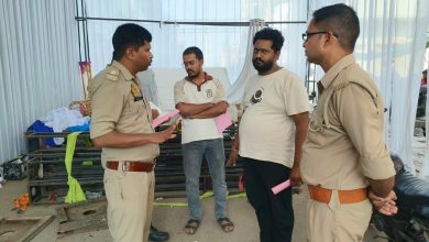 पुलिस अधीक्षक सोनभद्र अभिषेक वर्मा के निर्देशन में निर्माणाधीन दुर्गा पंडालों में अग्निसुरक्षा के दृष्टिगत चलाया गया निरीक्षण अभियान