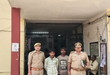 बीजपुर पुलिस की बड़ी कार्रवाई, चोरी की 2 ट्रैक्टर बैटरियों के साथ 2 अभियुक्त गिरफ्तार